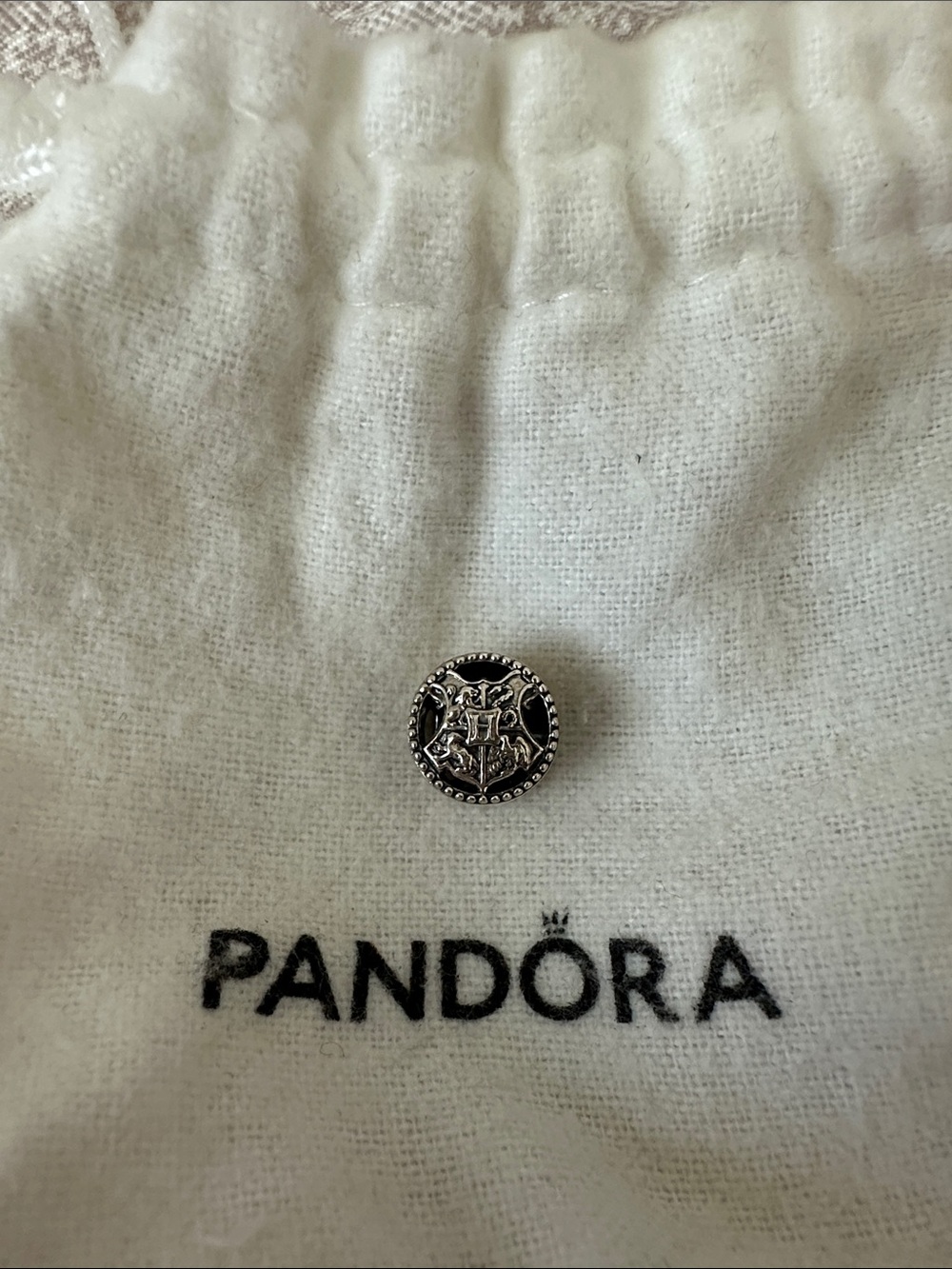 Pandora Harry Potter Hogwarts School Charm - Picture 2 of 4